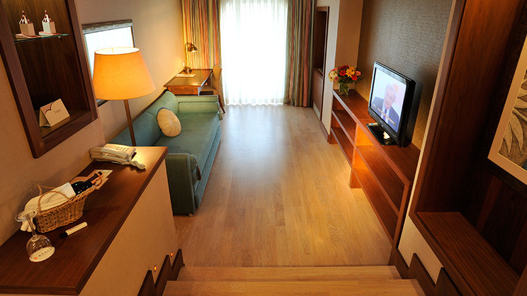  Deluxe Suite